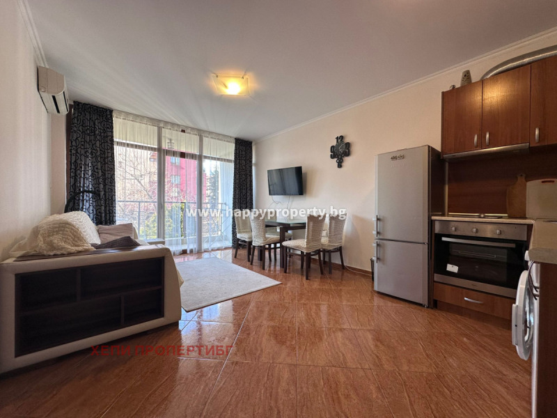 Till salu  2 sovrum region Burgas , Sveti Vlas , 77 kvm | 82672502