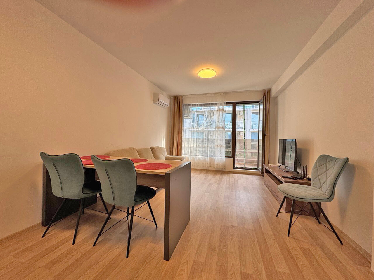 Продава 2-СТАЕН, гр. Бургас, Сарафово, снимка 4 - Апартаменти - 54623975
