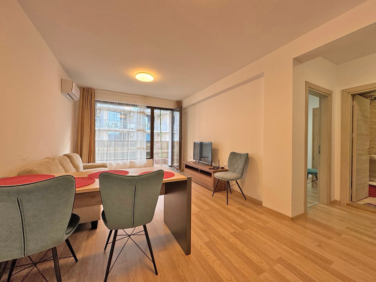 Продава 2-СТАЕН, гр. Бургас, Сарафово, снимка 5 - Апартаменти - 54623975