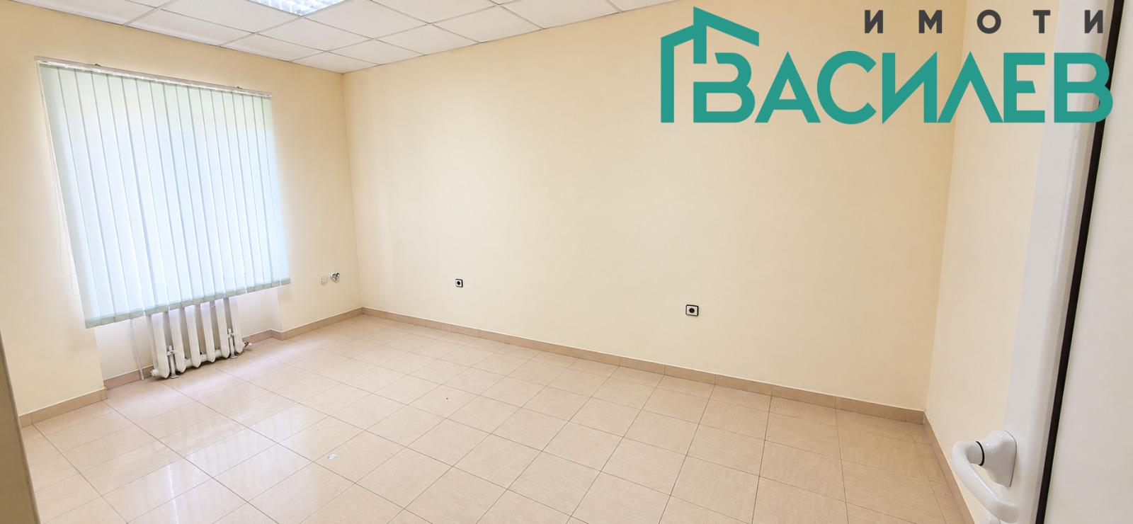 Продава МНОГОСТАЕН, гр. Перник, Изток, снимка 2 - Апартаменти - 55830566