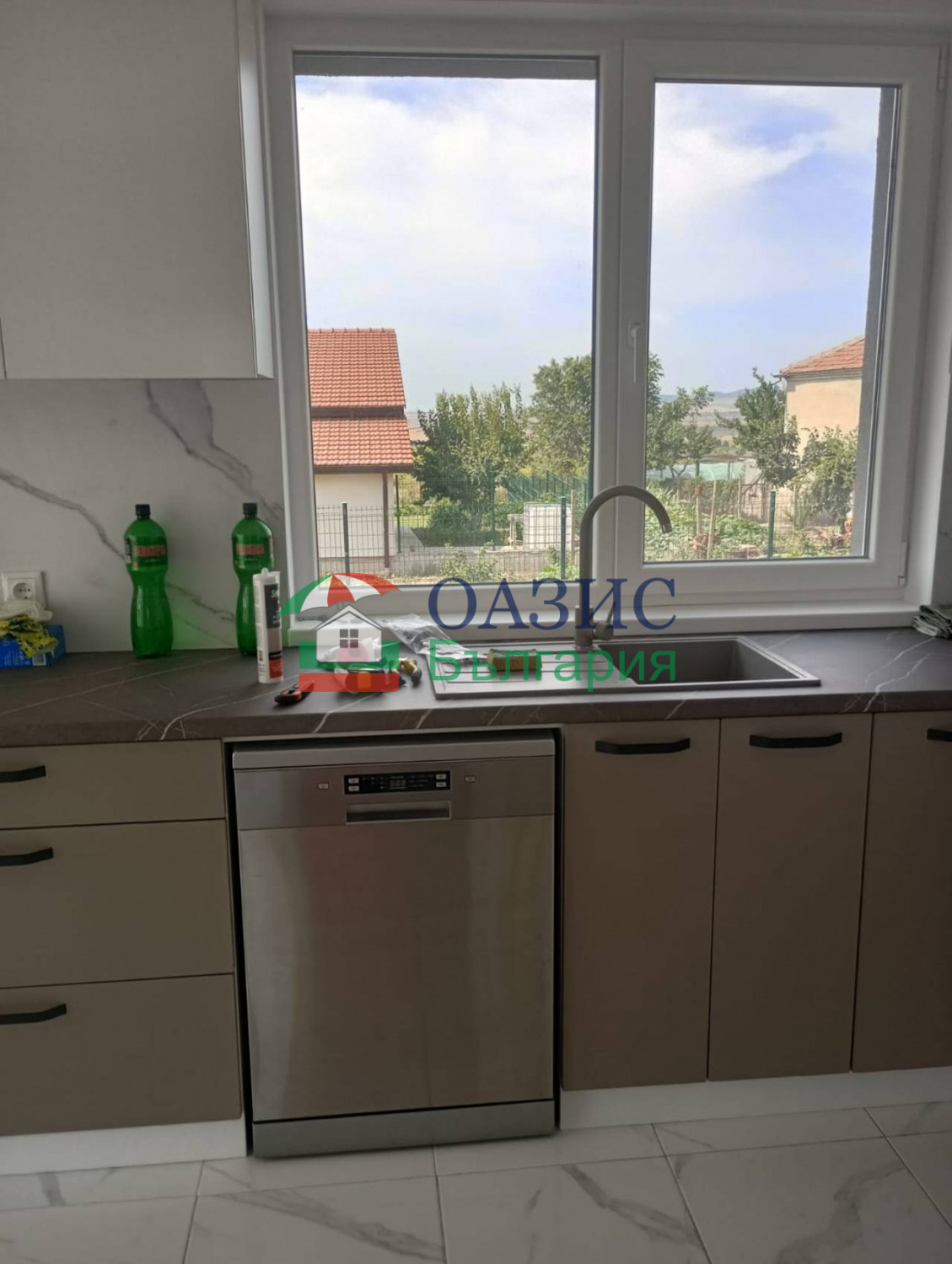 Продава КЪЩА, с. Кошарица, област Бургас, снимка 4 - Къщи - 48899611