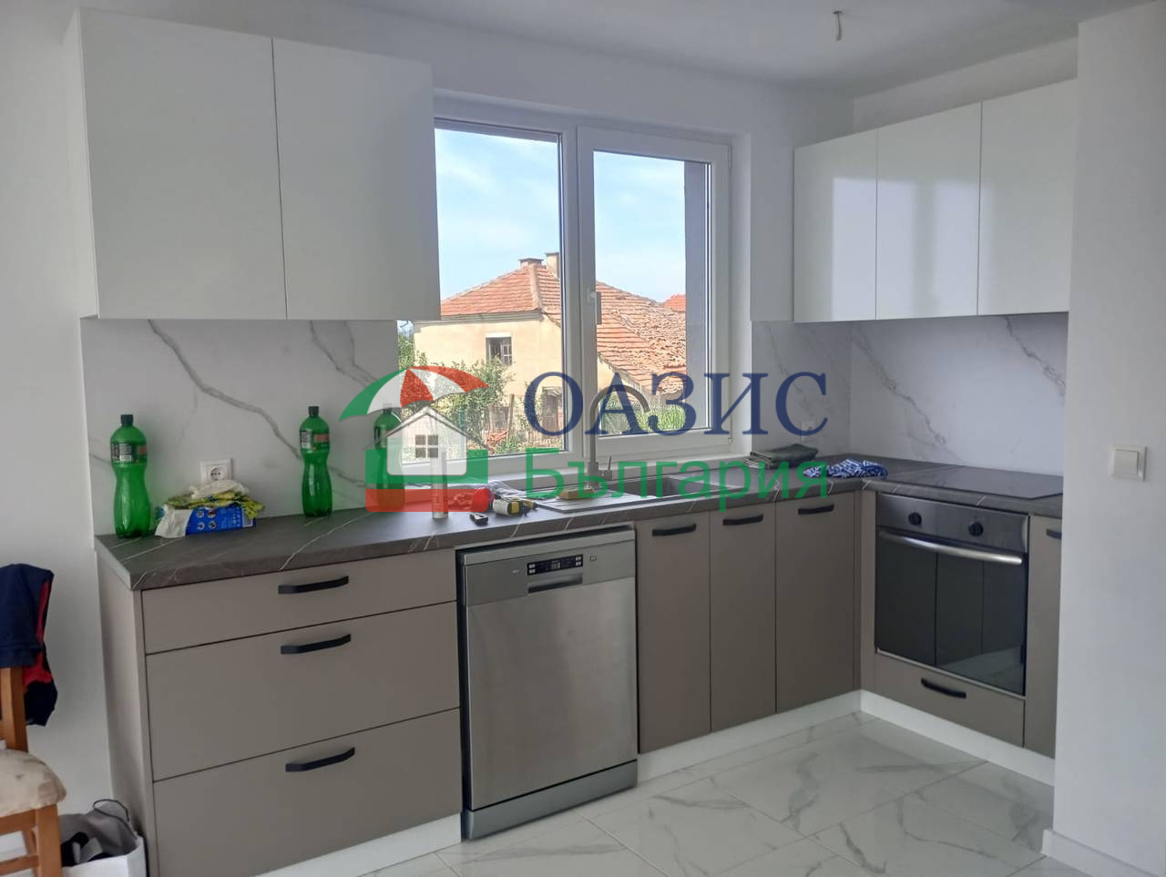 Продава КЪЩА, с. Кошарица, област Бургас, снимка 3 - Къщи - 48899611