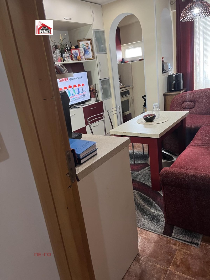 Продава  1-стаен град Пазарджик , Устрем , 43 кв.м | 71548132 - изображение [5]