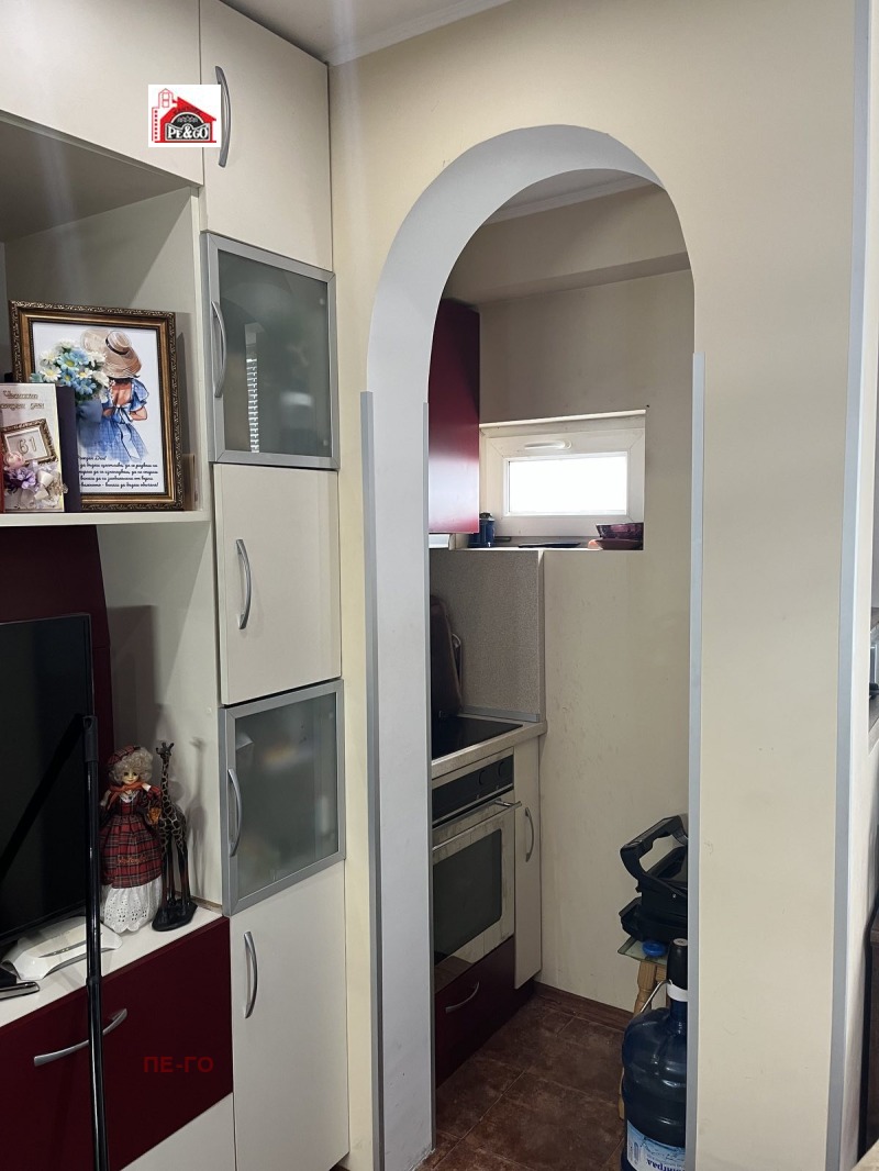 Продава  1-стаен град Пазарджик , Устрем , 43 кв.м | 71548132 - изображение [3]