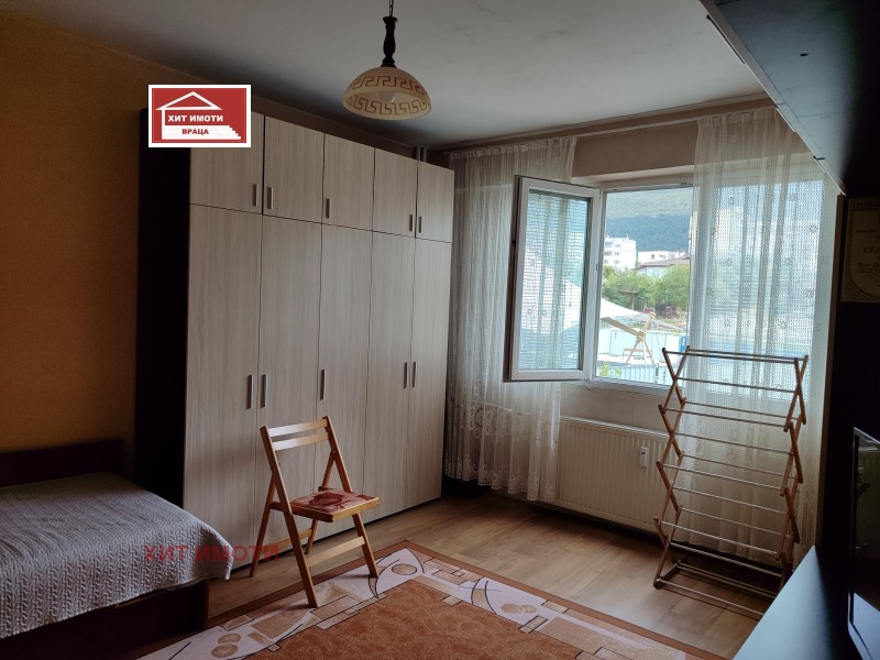 En venta  Estudio Vratsa , Mladost , 41 metros cuadrados | 20301732