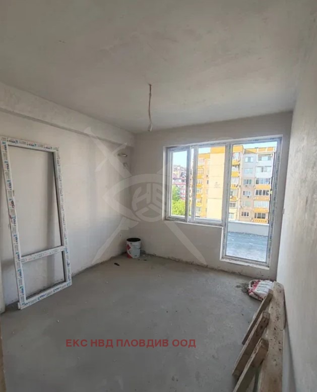 Продава 3-СТАЕН, гр. Пловдив, Остромила, снимка 2 - Апартаменти - 53961127