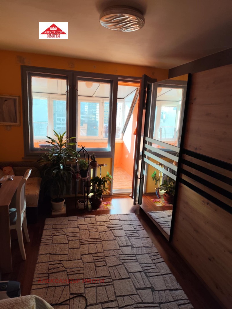 Te koop  3 slaapkamers Sofia , Mladost 3 , 140 m² | 27587893 - afbeelding [2]