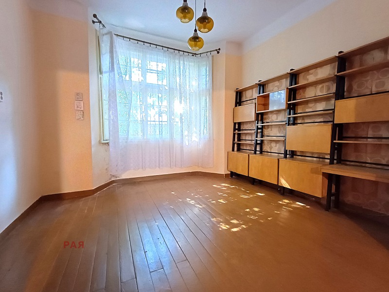 Продава  Многостаен област Пловдив , гр. Асеновград , 130 кв.м | 17885378 - изображение [6]