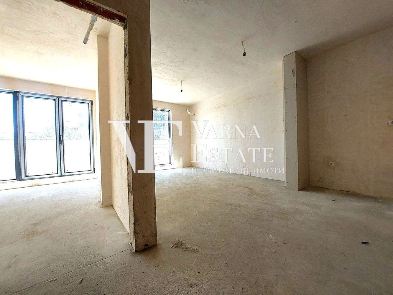 Продава 2-СТАЕН, гр. Варна, Бриз, снимка 2 - Апартаменти - 51903116