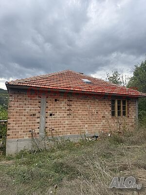 Продава КЪЩА в област Сливен, с. Боров дол - 90 кв.м / 35 900 € » 70 214.30 лв.