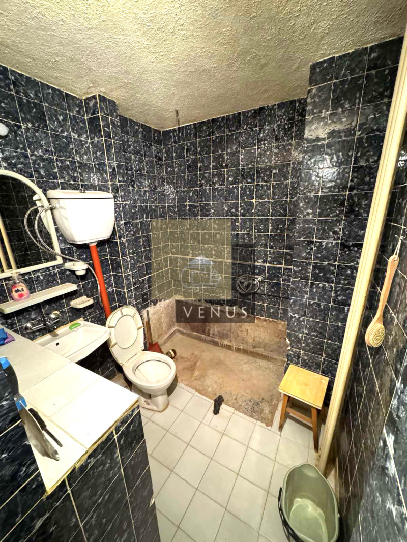 Zu verkaufen  1 Schlafzimmer Sofia , Poligona , 65 qm | 72443748 - Bild [5]