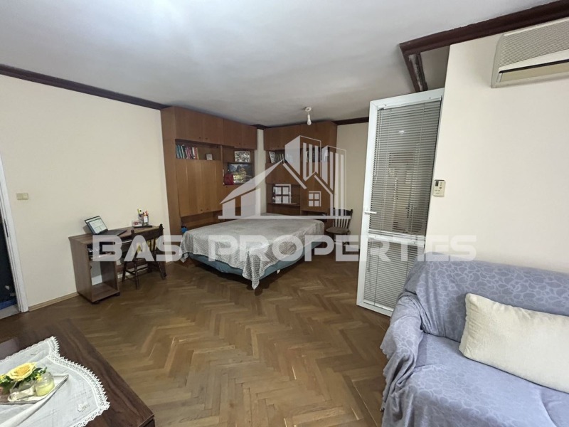 Продава  3-стаен град София , Белите брези , 100 кв.м | 89787400