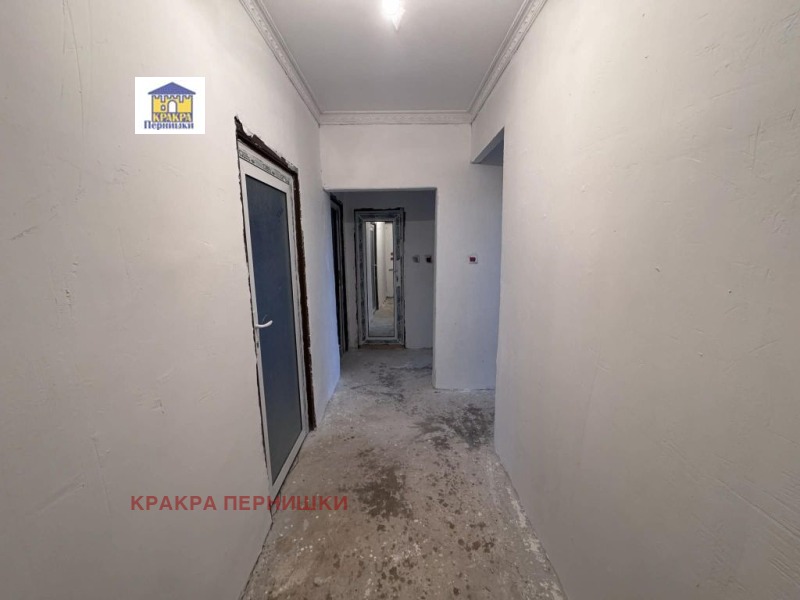 Продава 3-СТАЕН, гр. Радомир, област Перник, снимка 4 - Апартаменти - 52653265