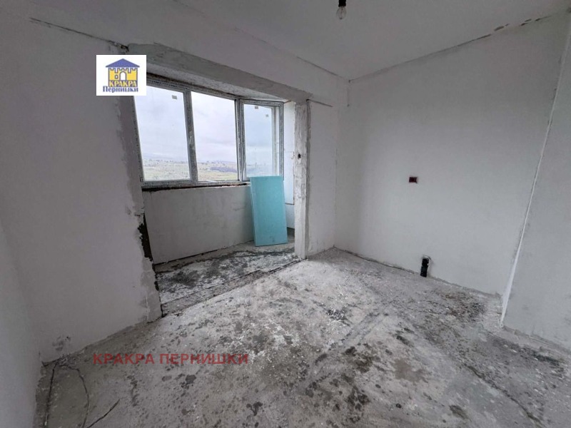 Продава 3-СТАЕН, гр. Радомир, област Перник, снимка 3 - Апартаменти - 52653265