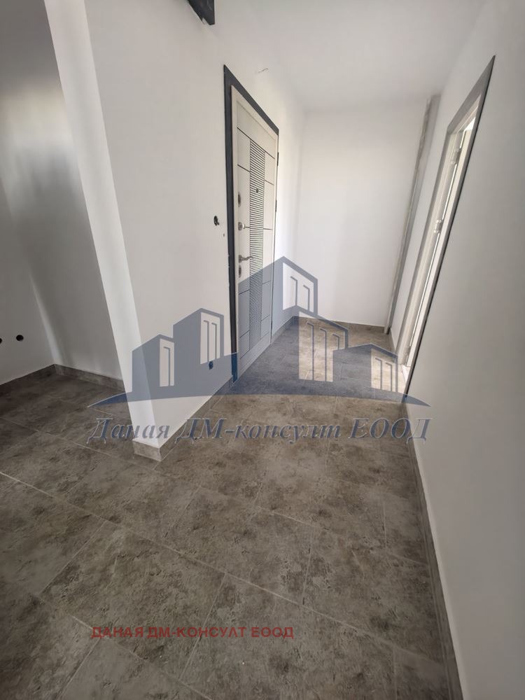 Продава 3-СТАЕН, гр. Шумен, Херсон, снимка 5 - Апартаменти - 56618751