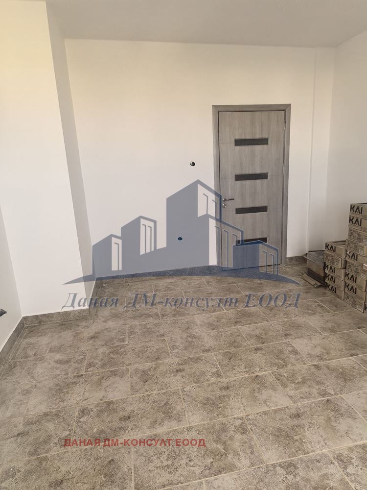 Продава 3-СТАЕН, гр. Шумен, Херсон, снимка 2 - Апартаменти - 56618751