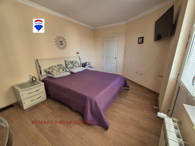 Te koop  Huis regio Razgrad , Kubrat , 222 m² | 49046121 - afbeelding [8]