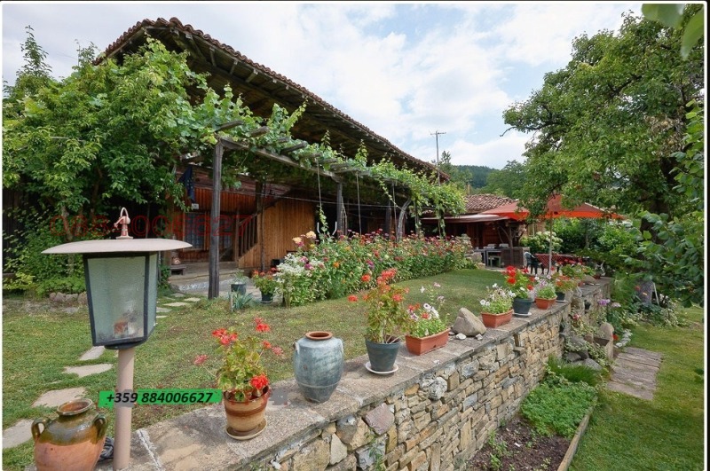 Продава КЪЩА, с. Жеравна, област Сливен