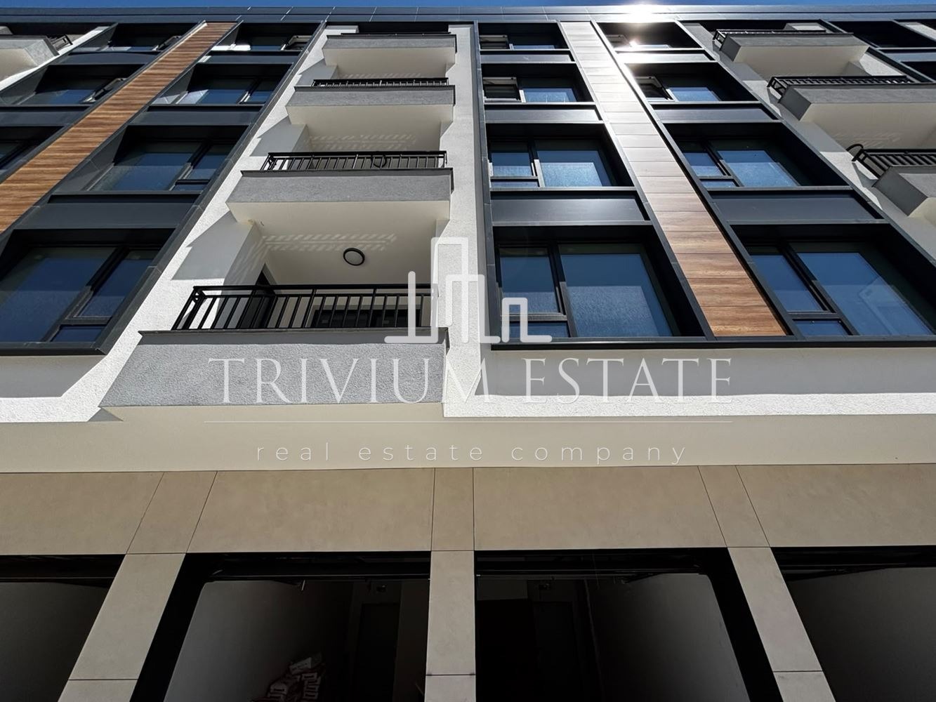Продава 2-СТАЕН, гр. Пловдив, Остромила, снимка 2 - Апартаменти - 56410689