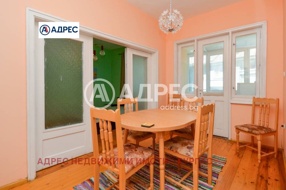 Продава ЕТАЖ ОТ КЪЩА, гр. Поморие, област Бургас