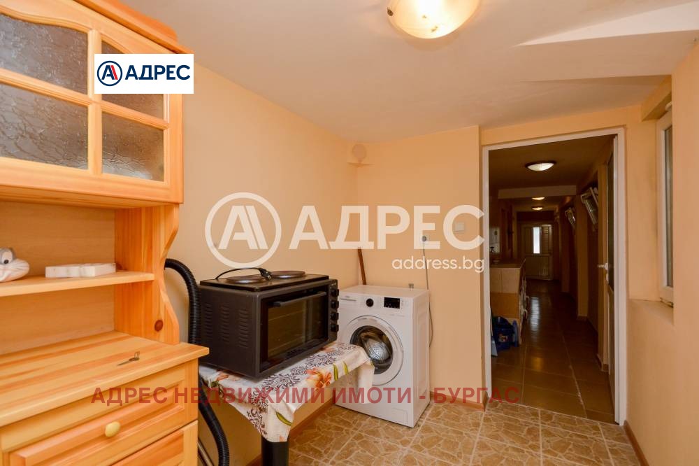 Продава ЕТАЖ ОТ КЪЩА, гр. Поморие, област Бургас, снимка 7 - Етаж от къща - 53783295