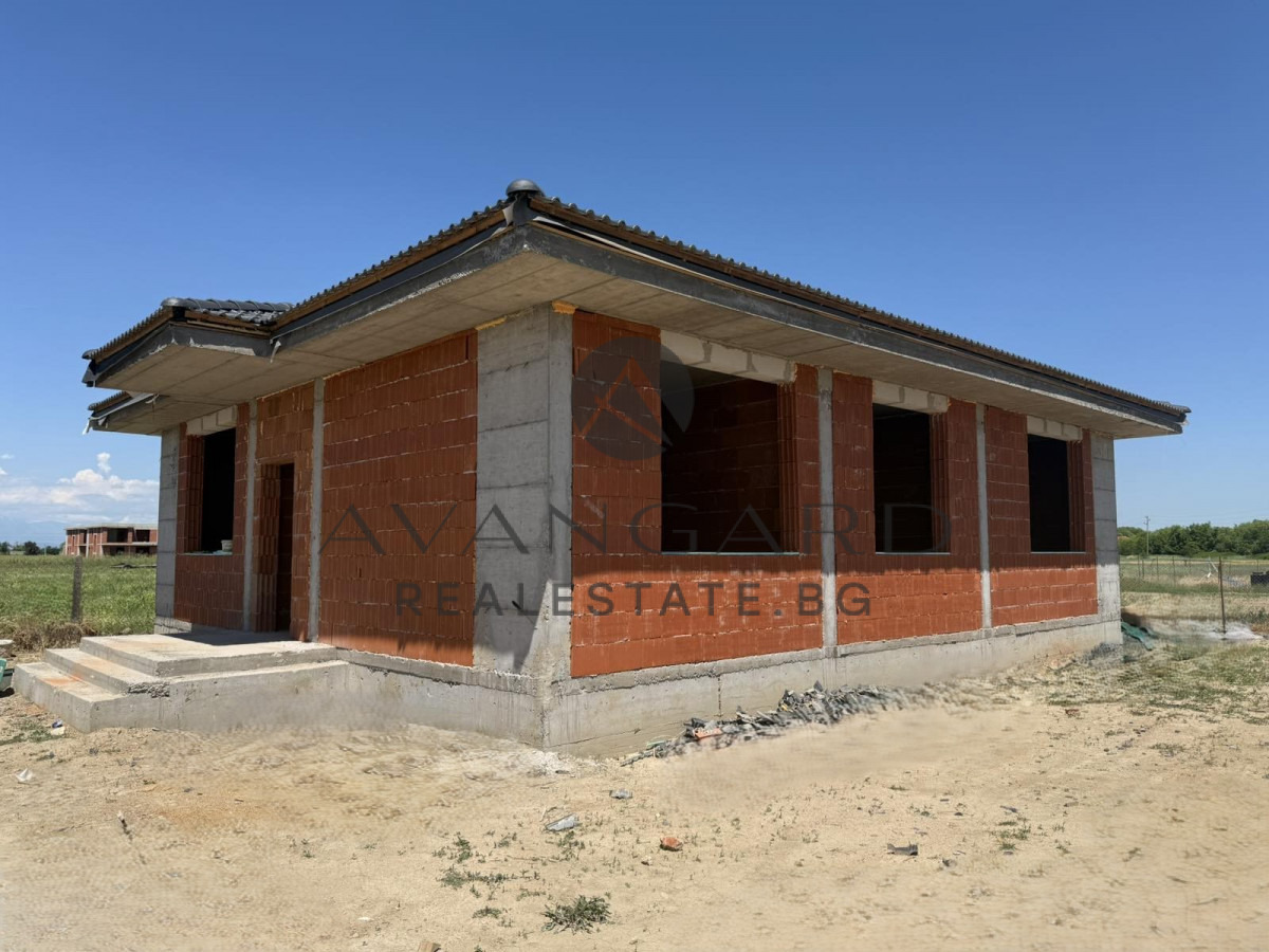 Продава КЪЩА, с. Войводиново, област Пловдив