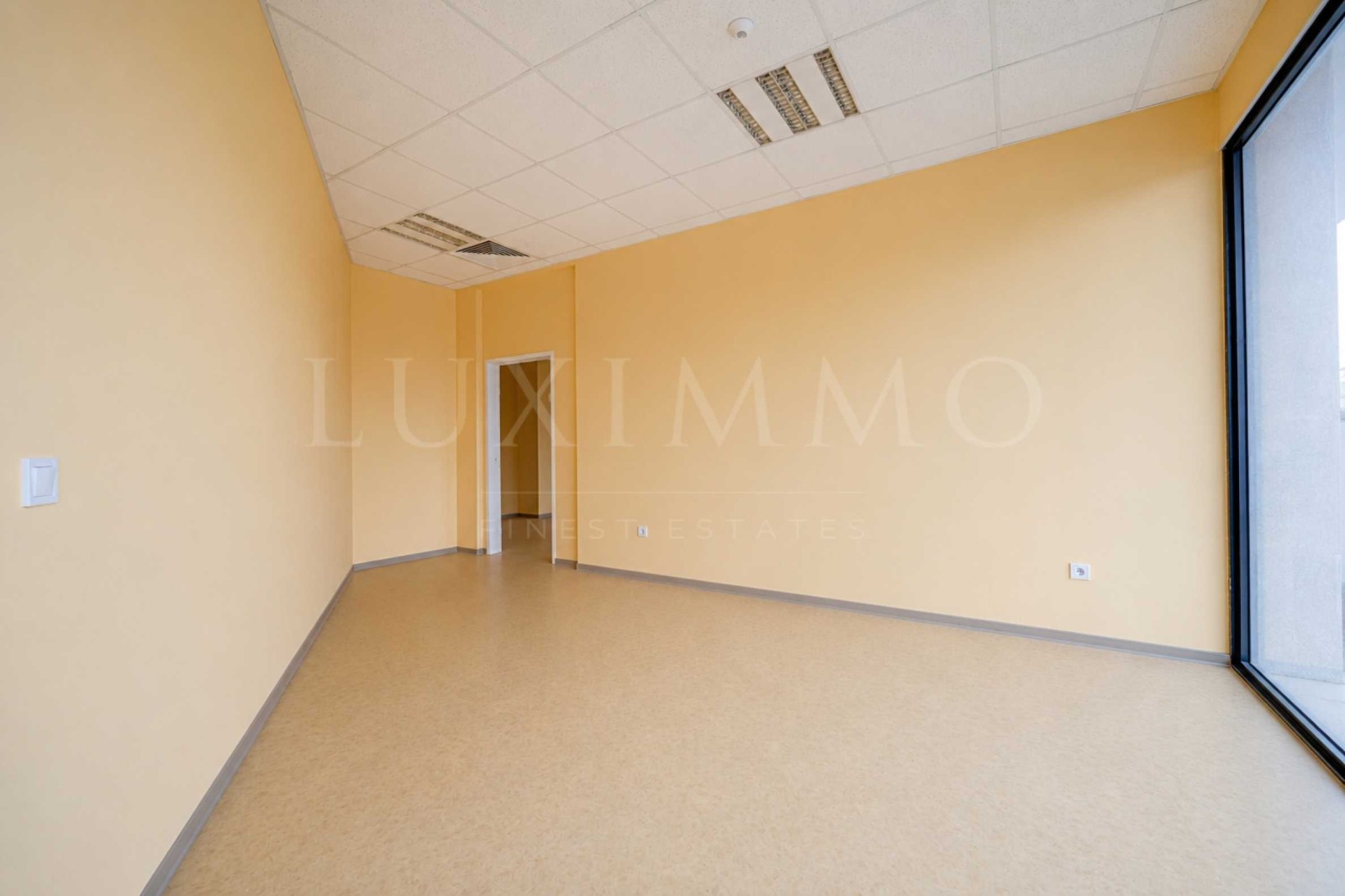 Продава МАГАЗИН, гр. София, Люлин 1, снимка 5 - Магазини - 55563302