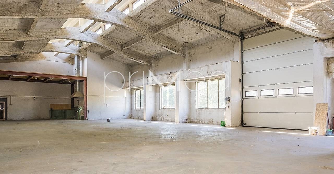 Продава СКЛАД, гр. Бургас, Промишлена зона - Юг, снимка 2 - Складове - 55328821