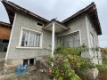 Продава КЪЩА, област Стара Загора, с. Скобелево • 100000 лв. / 51129.19 € • 27262204 2