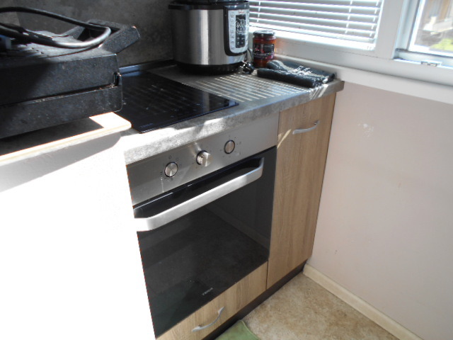 Продава 2-СТАЕН, гр. Монтана, Широк център, снимка 9 - Апартаменти - 54134594