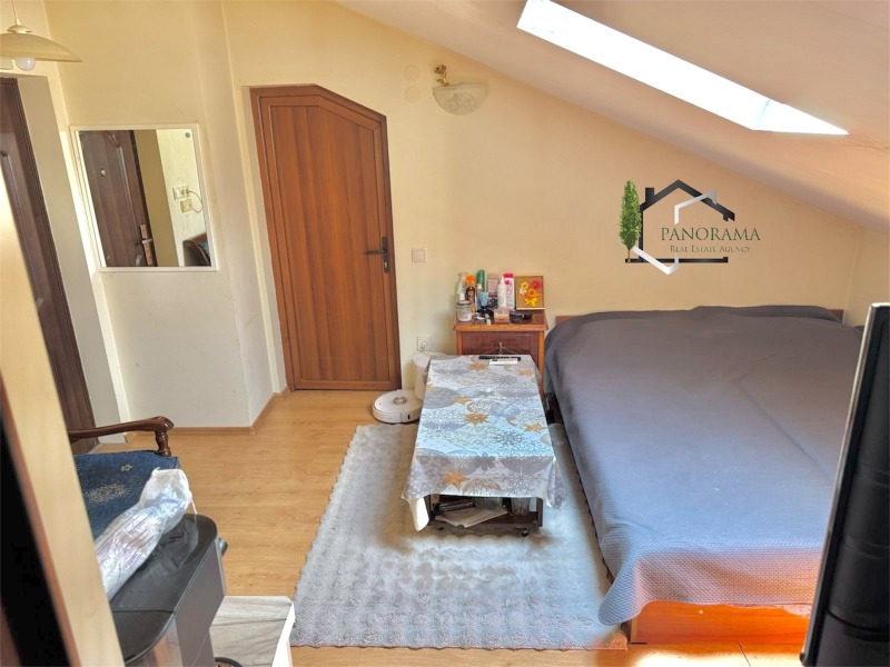 Продава  Ателие, таван град Шумен , Математическа гимназия , 32 кв.м | 39178261 - изображение [2]