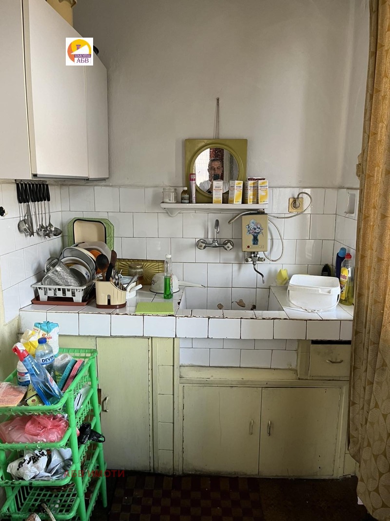Продава  Етаж от къща град Велико Търново , Център , 100 кв.м | 10343520 - изображение [2]