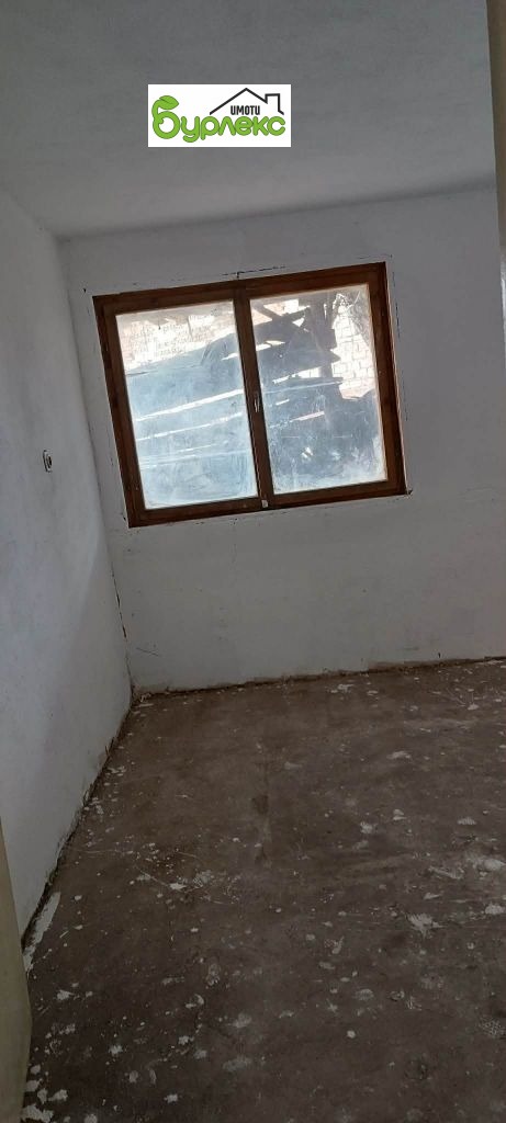 Продава КЪЩА, гр. Дългопол, област Варна, снимка 15 - Къщи - 54189546
