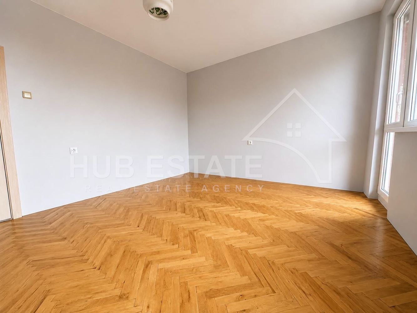 Продава 2-СТАЕН, гр. Добрич, Център, снимка 10 - Апартаменти - 56363718