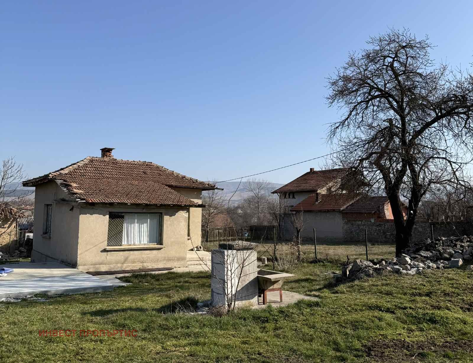 Продава КЪЩА, с. Стефаново, област Перник, снимка 7 - Къщи - 53869518