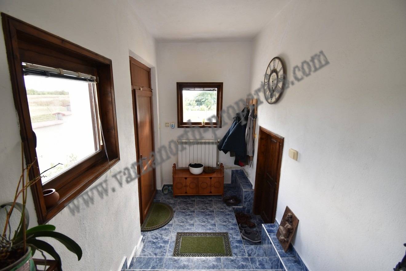 Продава КЪЩА, с. Соколово, област Добрич, снимка 6 - Къщи - 54678854