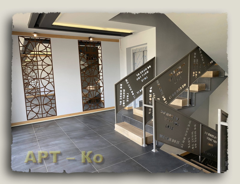 Продава 2-СТАЕН в град Перник, Изток - 81 кв.м / 111 780 € » 218 622.68 лв., АРТ-КО