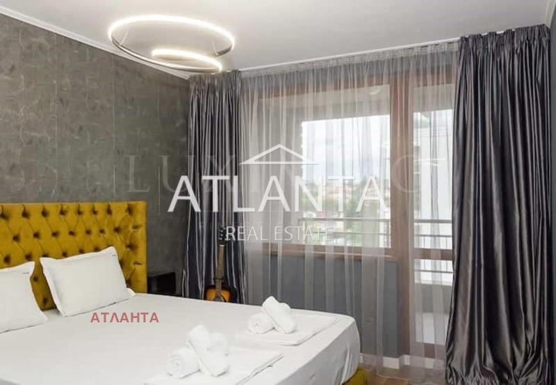 Продава  2-стаен град Варна , к.к. Св.Св. Константин и Елена , 82 кв.м | 54392393 - изображение [5]