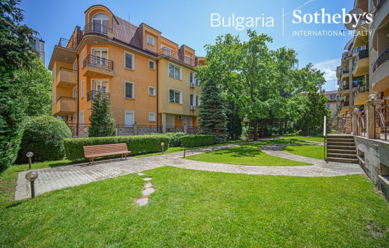 Продава 4-СТАЕН, гр. София, Изток, снимка 2 - Aпартаменти - 49430519