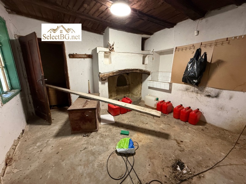 Продава КЪЩА, с. Буря, област Габрово, снимка 15 - Къщи - 52236418