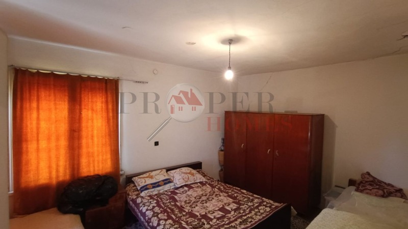 Продава КЪЩА, с. Лесичери, област Велико Търново, снимка 10 - Къщи - 52622652