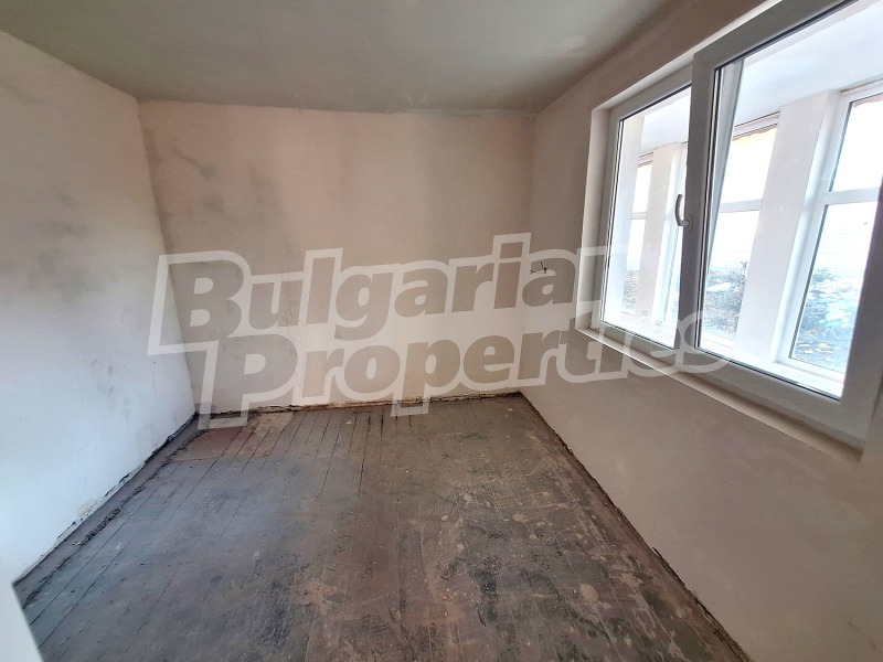 Продава КЪЩА, гр. Левски, област Плевен, снимка 9 - Къщи - 52636663