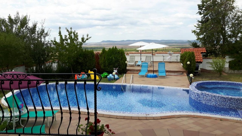 Продава ВИЛА, с. Кошарица, област Бургас, снимка 2 - Вили - 52410724