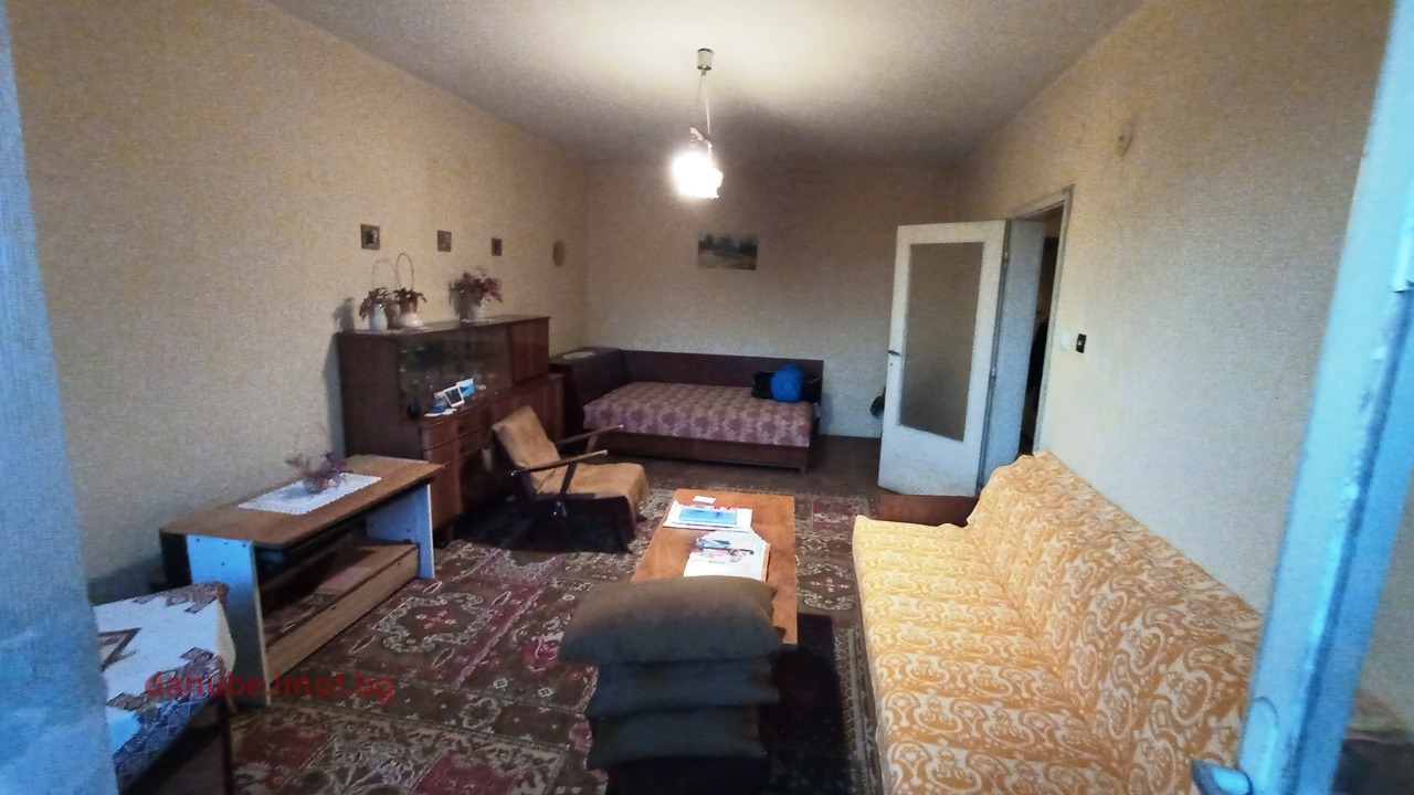 Продава 3-СТАЕН, гр. Русе, Център, снимка 2 - Апартаменти - 56044411