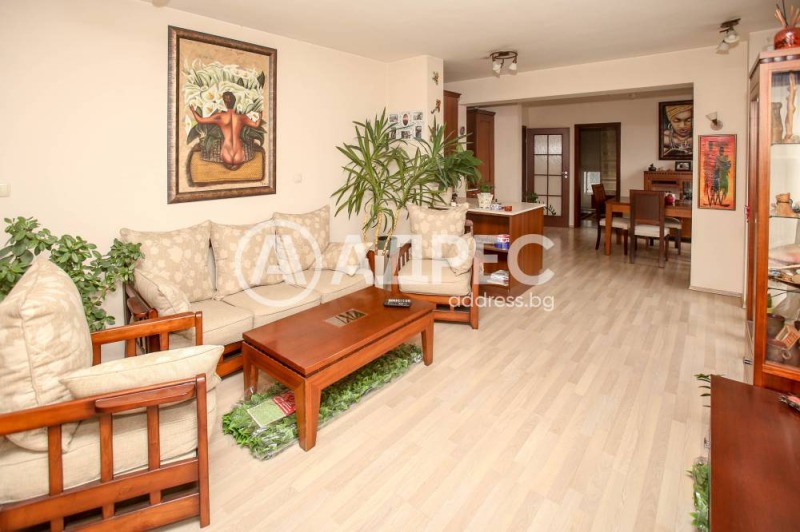 Продава  3-стаен, град София, Манастирски ливади •  290 000 EUR • ID 90294195 — holmes.bg - [1] 