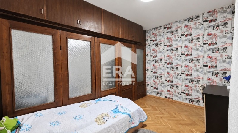 Продава 4-СТАЕН, гр. Търговище, Боровец, снимка 4 - Апартаменти - 56733065