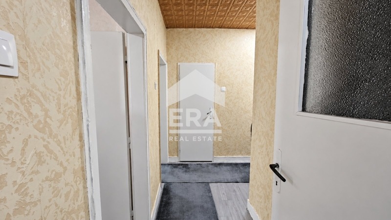 Продава 4-СТАЕН, гр. Търговище, Боровец, снимка 12 - Апартаменти - 56733065