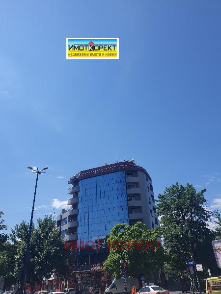Продава  Офис град Пазарджик , Идеален център , Общината, 50 кв.м | 94809900 - изображение [6]