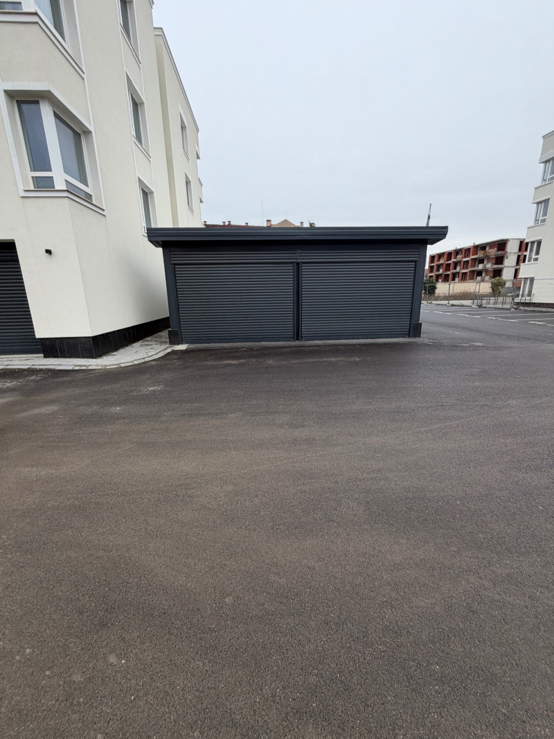 Продава ГАРАЖ, ПАРКОМЯСТО, гр. Пловдив, Кючук Париж, снимка 2 - Гаражи и паркоместа - 53453729