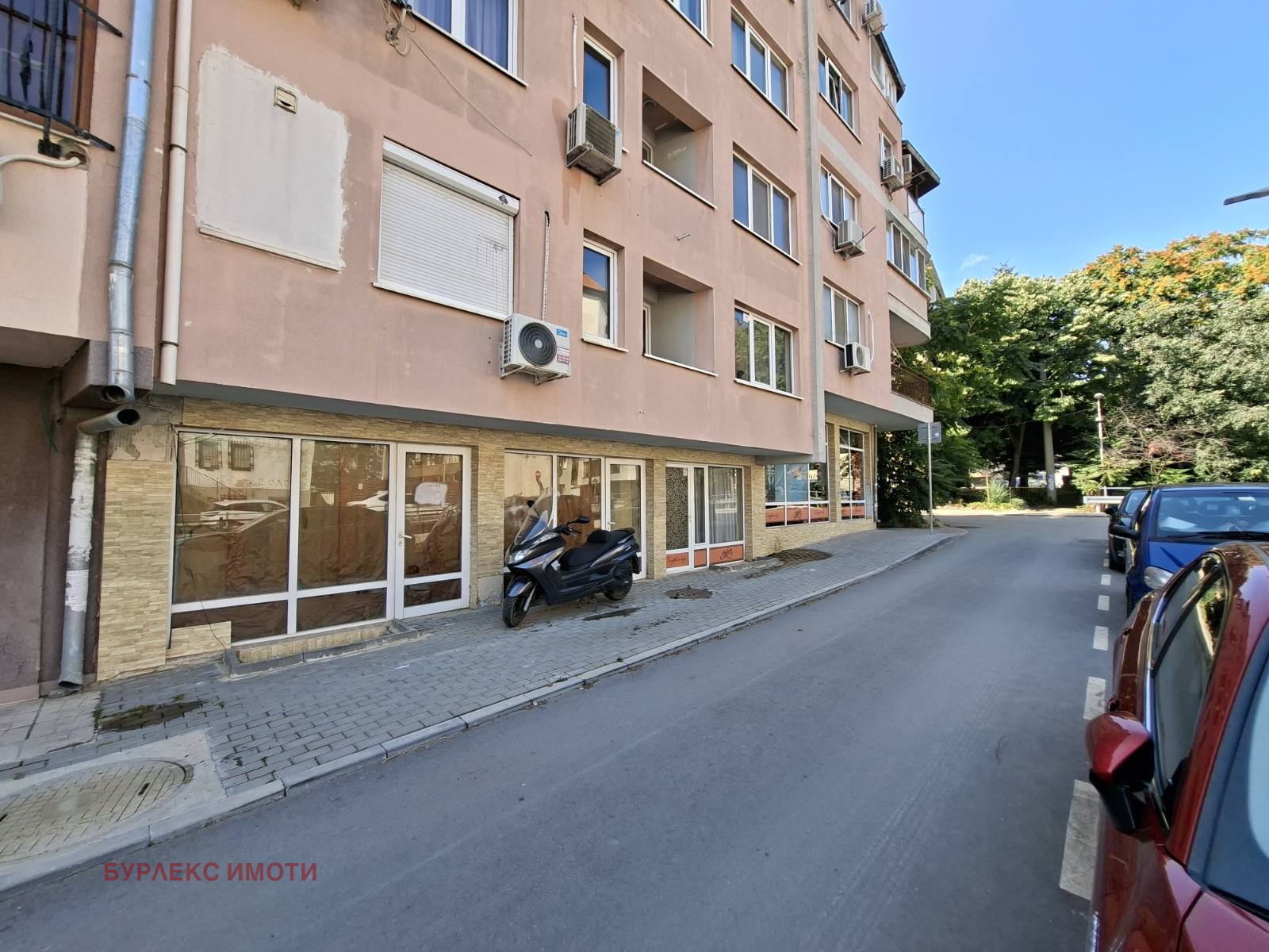 Продава ЗАВЕДЕНИЕ, гр. Варна, Базар Левски, снимка 2 - Заведения - 55301428